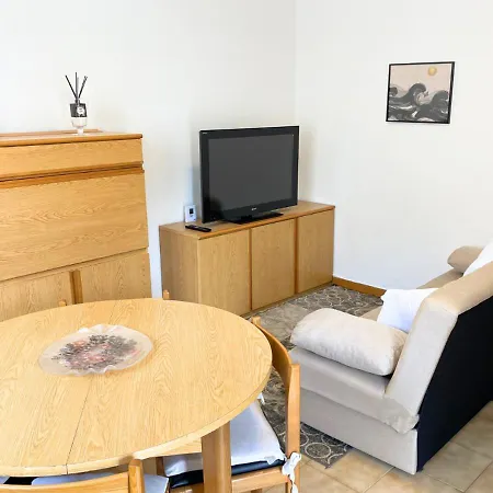 Apartment Wifi & Free Park Bgy Airport 20 Min
